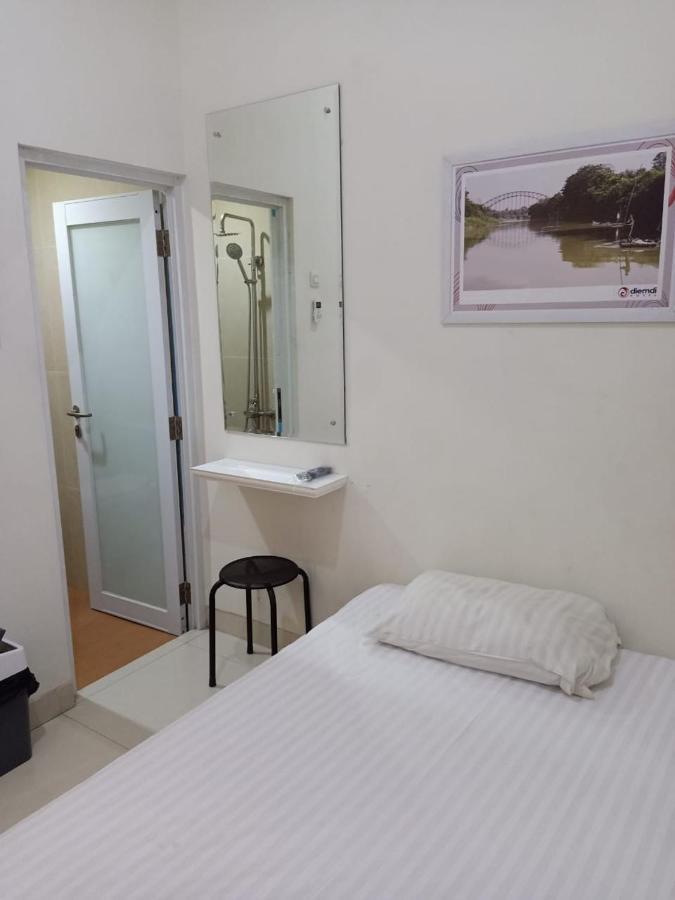 Kiara Cozy Hostel Bandung Kültér fotó
